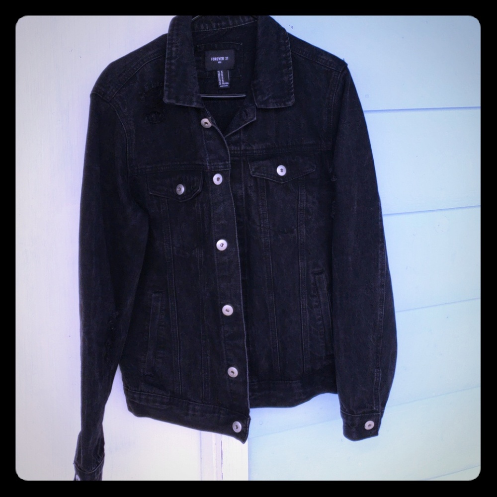 FOREVER 21 DENIM JACKET